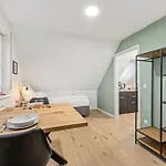 Sali Homes - - Basic Appartement