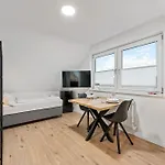 Sali Homes - - Basic Appartement