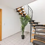Sali Homes - - Basic Appartement Neckarwestheim