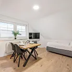 Sali Homes - - Basic Appartement