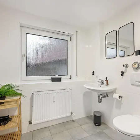 Sali Homes - - Basic Neckarwestheim