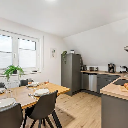 Sali Homes - - Basic Neckarwestheim