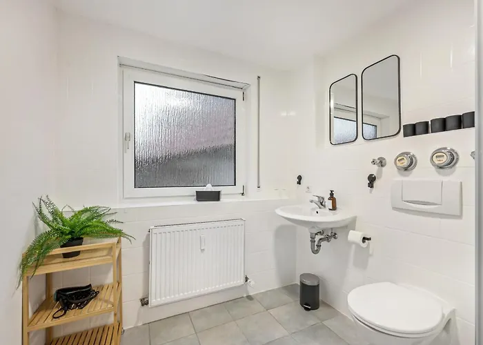 Sali Homes - - Basic Neckarwestheim